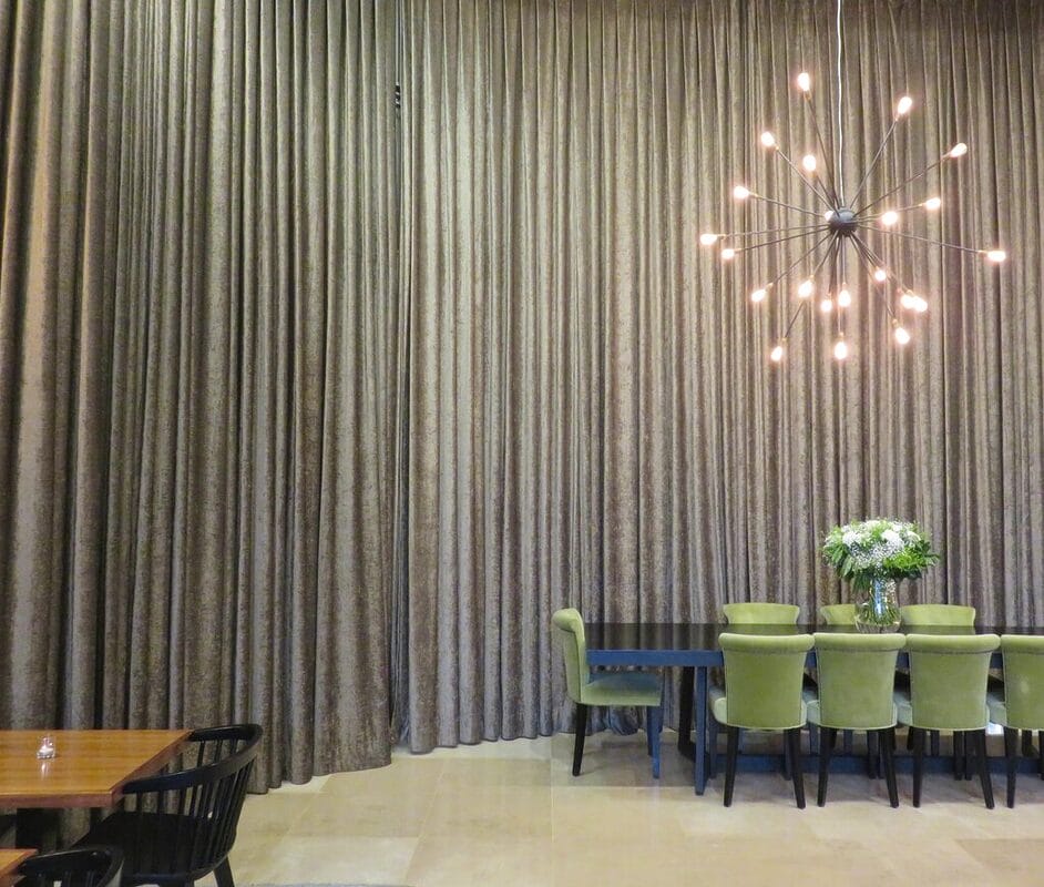 Lounge area in Harmony Hotel Jerusalem