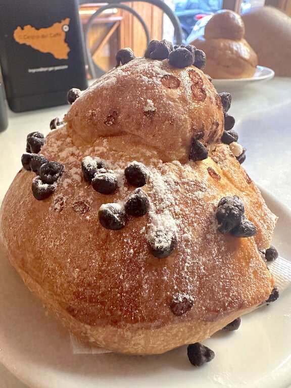 Brioche col tuppo with chocolate chips (gocce di cioccolato) in Bar Mimmo in Sicily