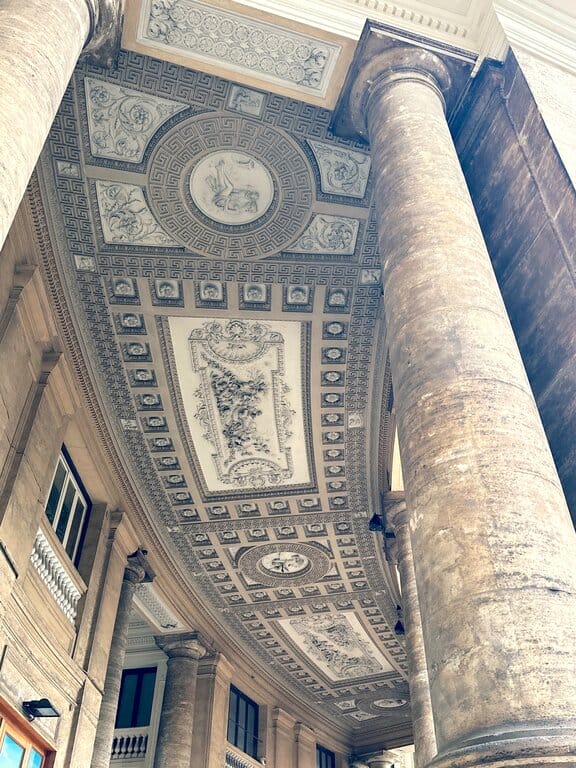 The portico leading to Galleria Umberto I in Naples