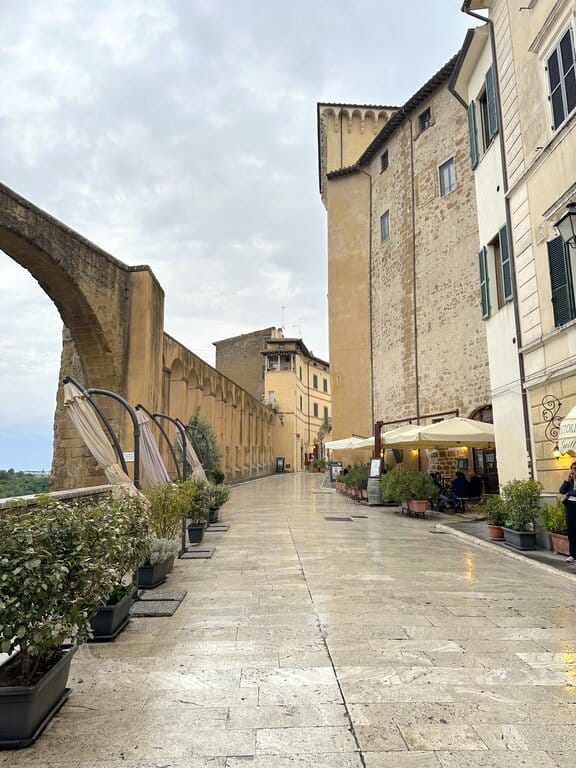 Via Cavour in Pitigliano