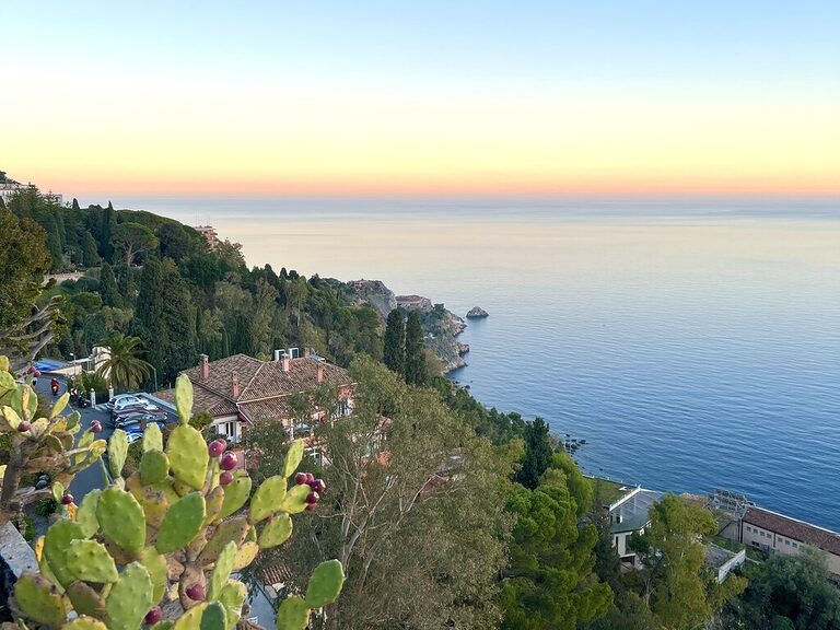 The sunset over Taormina - Christmas in Sicily