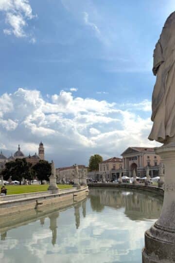 Statues surrounding the canal at Prato della Valle in Padova - 1 week in northern Italy